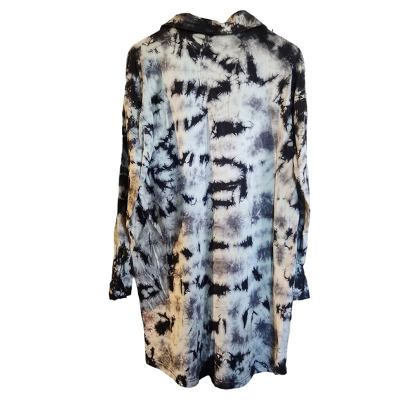 Missguided shirt dress with button front in tie dye white blackish purple - Picture 11 of 13